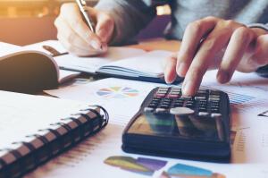 best sample application letter for job finance